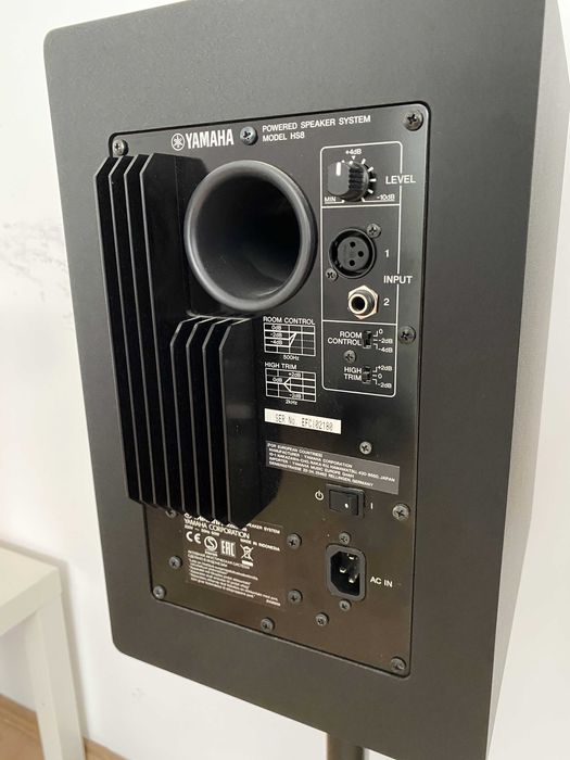 Студио монитори Yamaha HS8