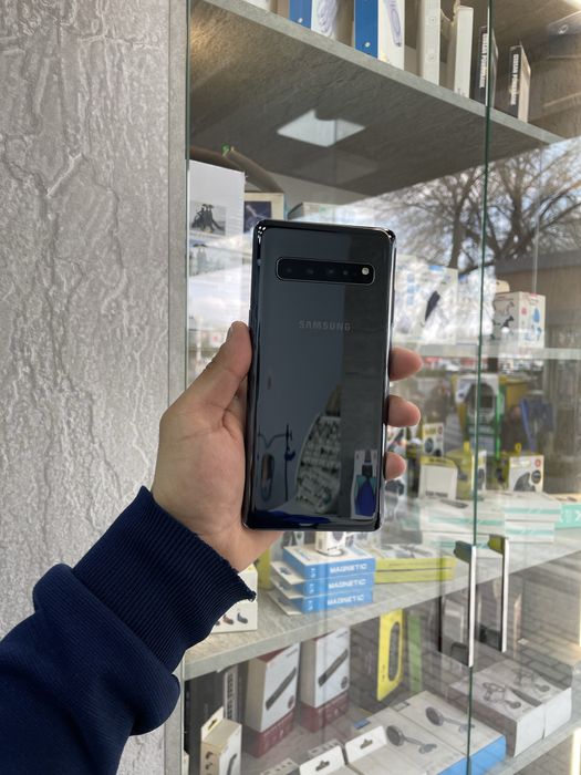 Samusung S10+ 5g 8/512