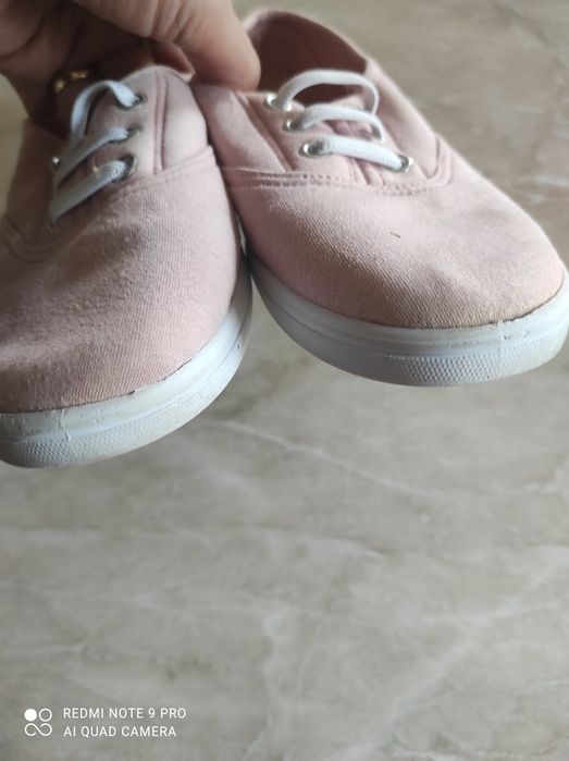 Златисти обувчици-12лв.