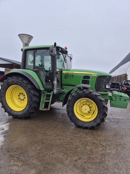 John Deere 6630 top