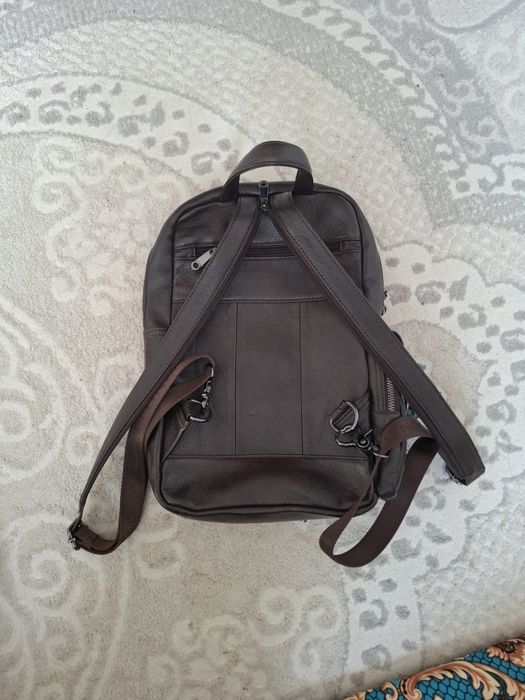 Кожа коричневая  рюкзак