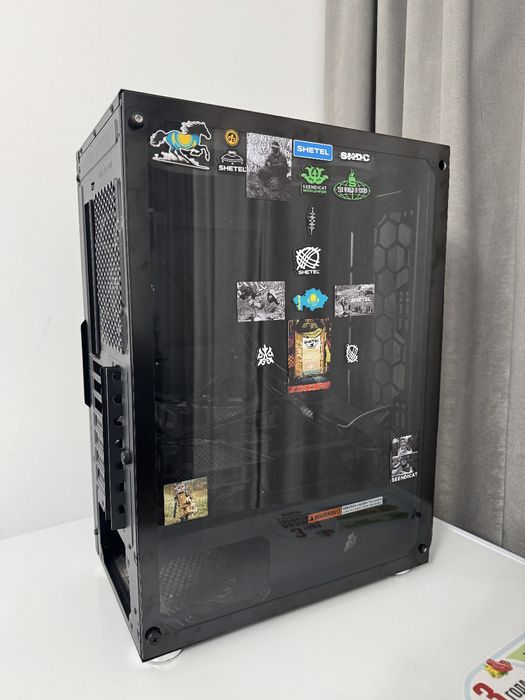 Корпус мидл тауер