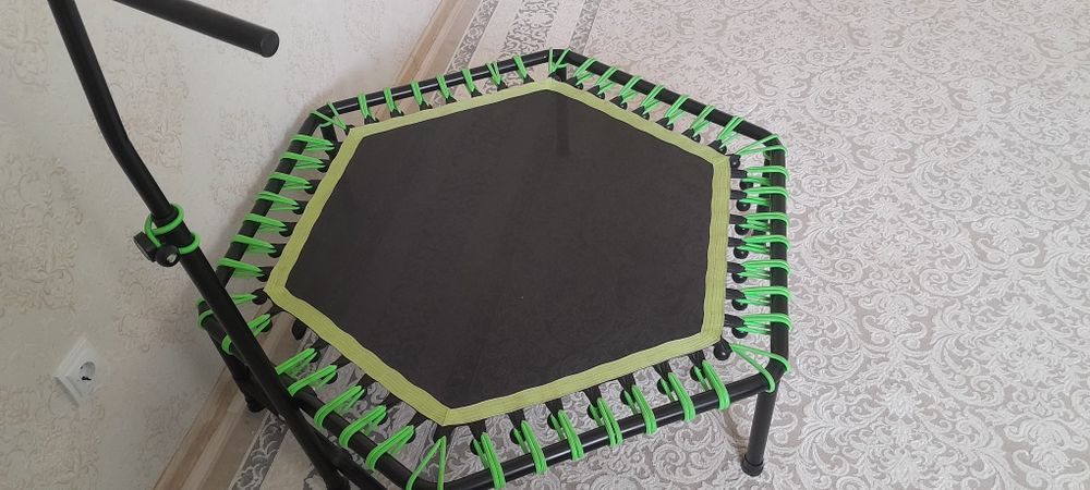 Продаю батут до 120 кг