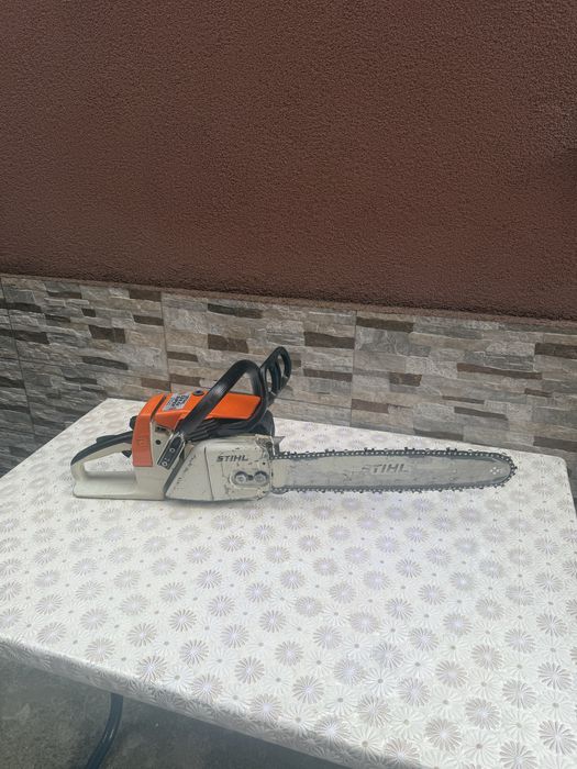 бензинова резачка за дърва Stihl 024