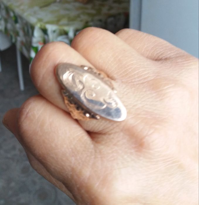 Продам золотое кольцо 3,8 гр. за 220тыс.тг.