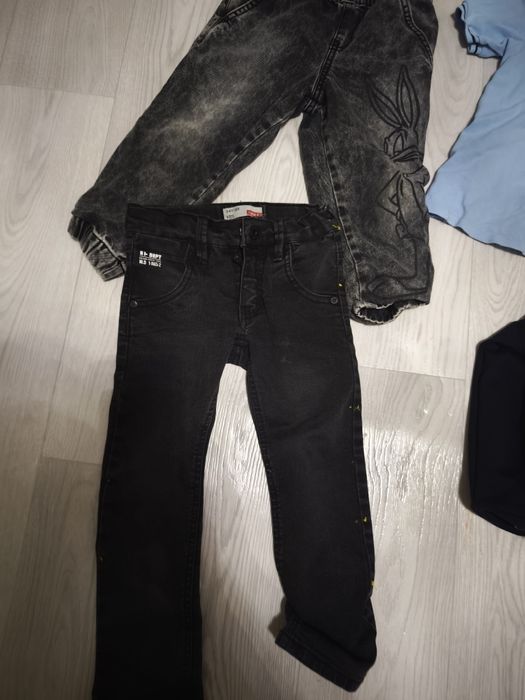 Продам детские вещи