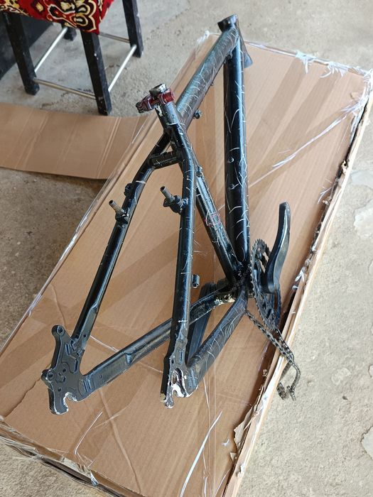Cadru bicicleta din aluminiu