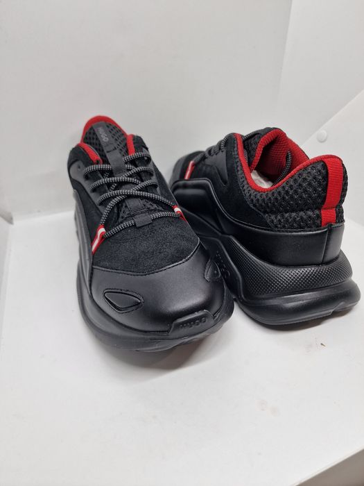 Hugo Leon Runn nr. 41,45 lucrați 1/2 nr  mai mic