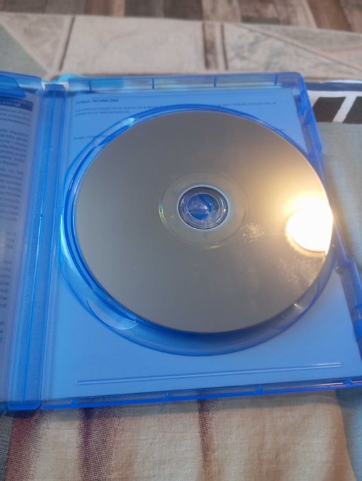 Prodavam igri za ps 4