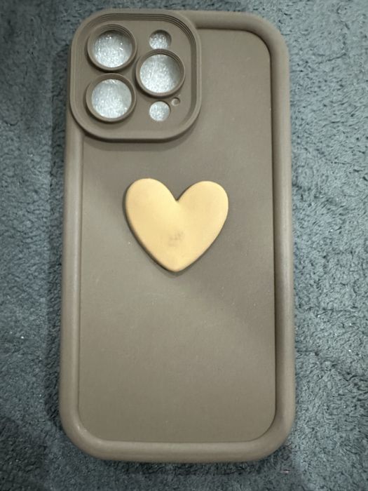 Продам чехол на айфон 14 про макс