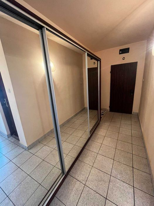 Тристаен апартамент 85 кв.м. за продажба в супер центъра на Казанлък