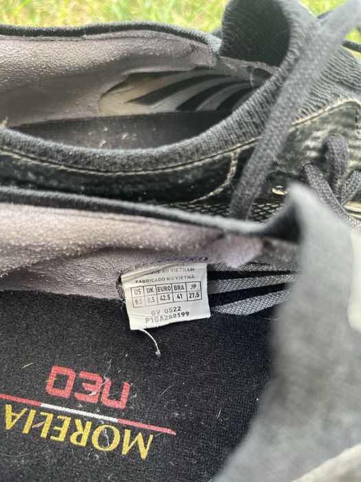 Ghete de fotbal mizuno morelia neo  nr 42,5