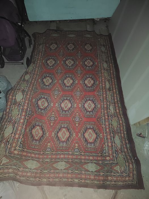 Gilam sotiladi yangidek juda sifatli