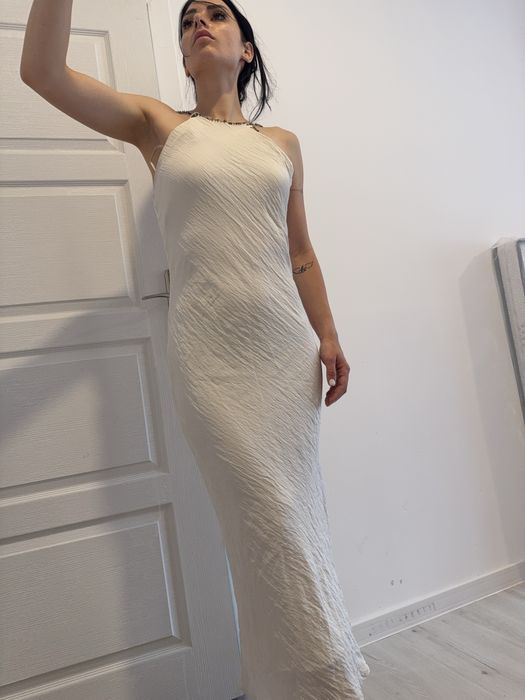 Рокля Zara с камъни