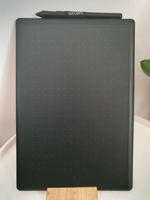 Tableta grafica One by Wacom,medium