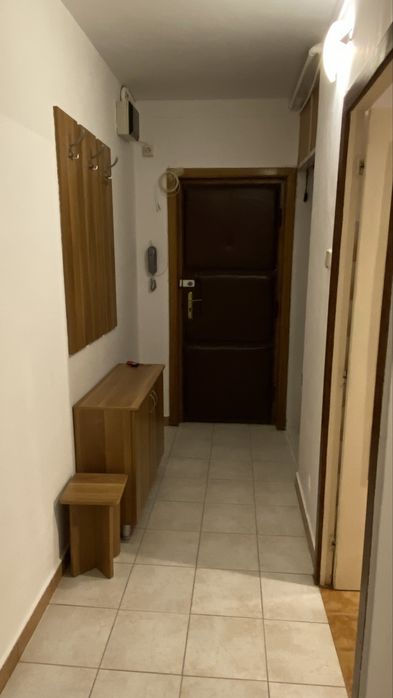 Inchiriez apartament 2 camere Targu-Mures zona 7 Noiembrie
