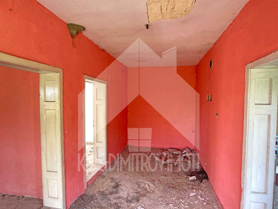 Продава се Къща в Нови пазар - 90 кв.м за 102 €/кв.м - Снимка #11