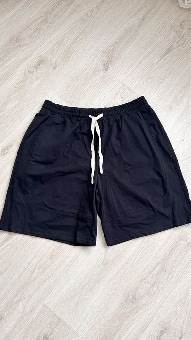 Продам мужские шорты.Новые.