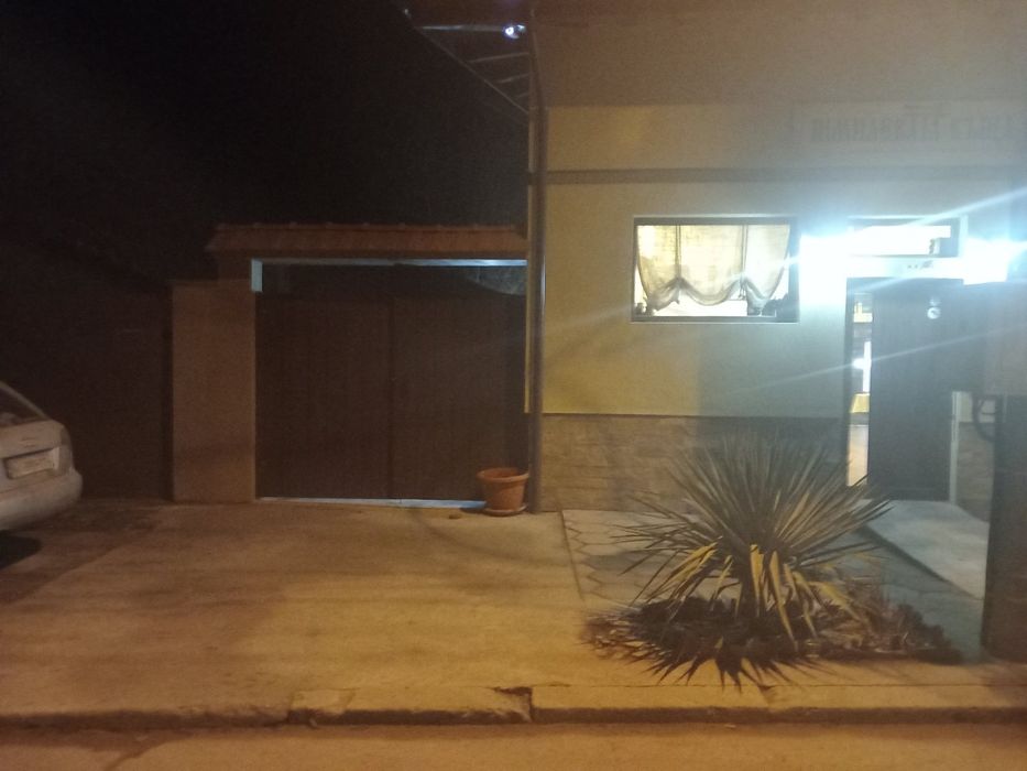 Продава заведение - ресторант с разработен бизнес н