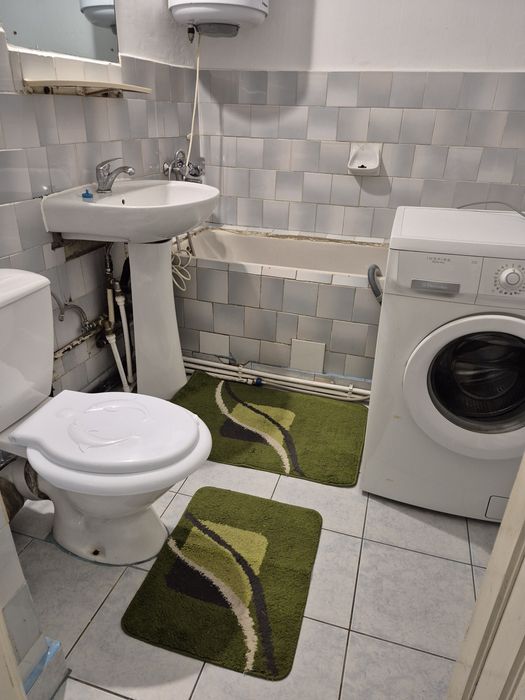 De închiriat apartament