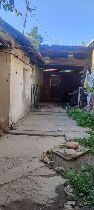 Продается свой дом, участок 2,4 сотки  Новомосковская