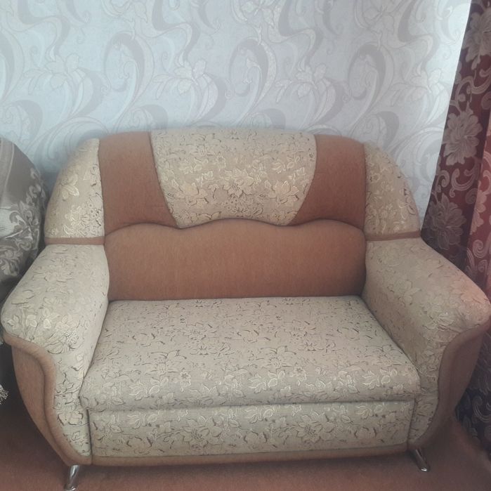 Продам угловой диван