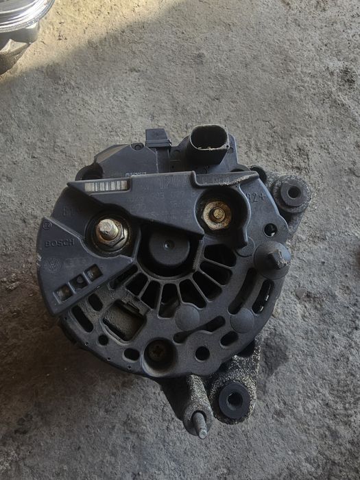 Alternator audi a4 b5 passat b5 1.9 tdi 110 cp 81 kw 028903029B 028903