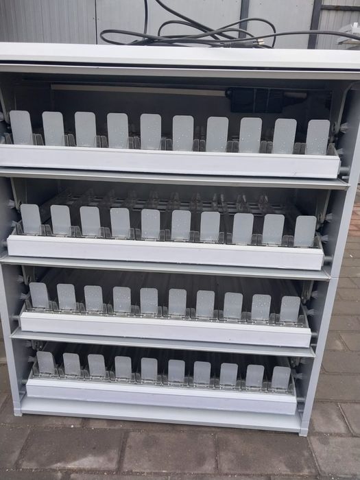 Продам полку для сигарет