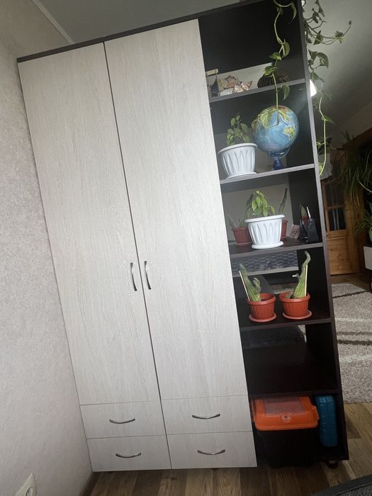 Продам мебельв детскую комнату
