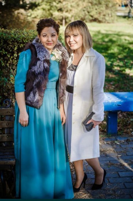 Продам белое пальто