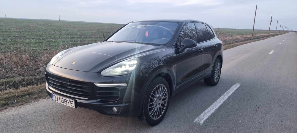 Porsche cayenne 3.0 262 cp