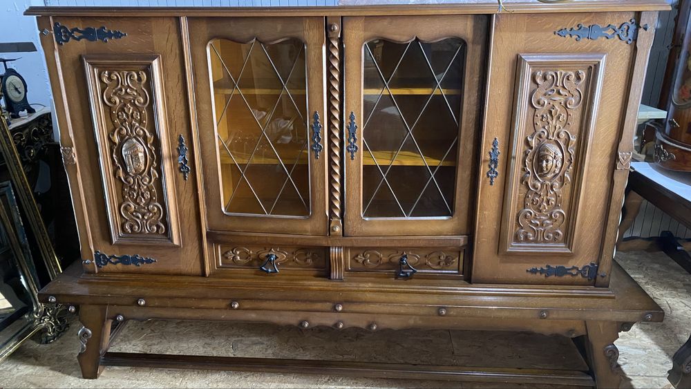 Mobilier din Lemn Masiv Sculpturi Vintage Antic