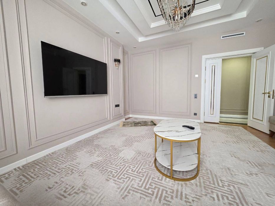 Istanbul City Продается 3 комнатная квартира ремонт А.Каххара