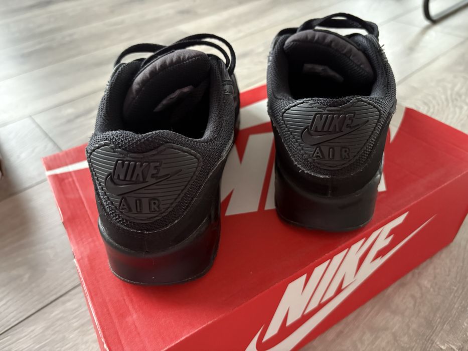 Nike - маратонки