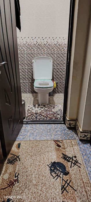 Arendaga xovli Food city bozor tomonda