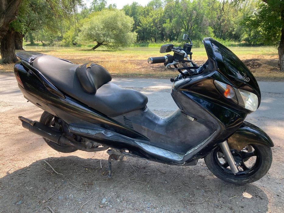 Продам  макси скутер