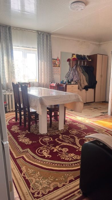 Үй сатылады Жарқын ауылында
