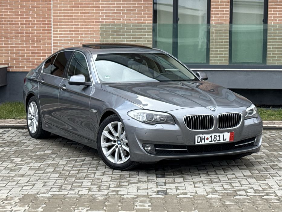 BMW - 520d / 4 Butoane / Keyless / Soft Close / Trapa / Carlig /Headup
