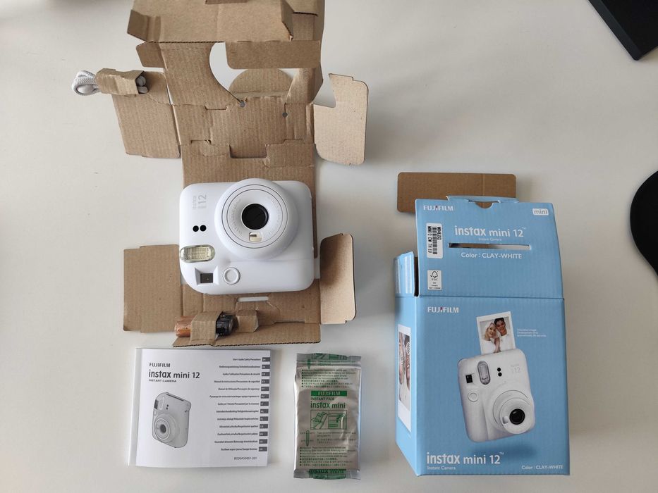 Фотоапарат за моментни снимки FUJIFILM instax mini