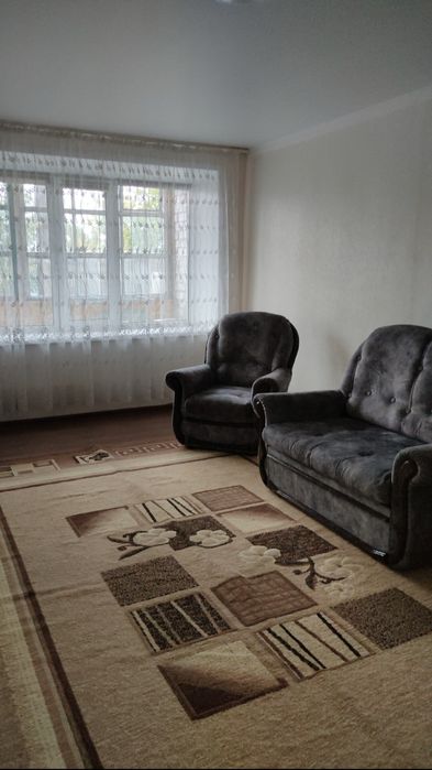 Продам трех ком квартиру район ПТШ