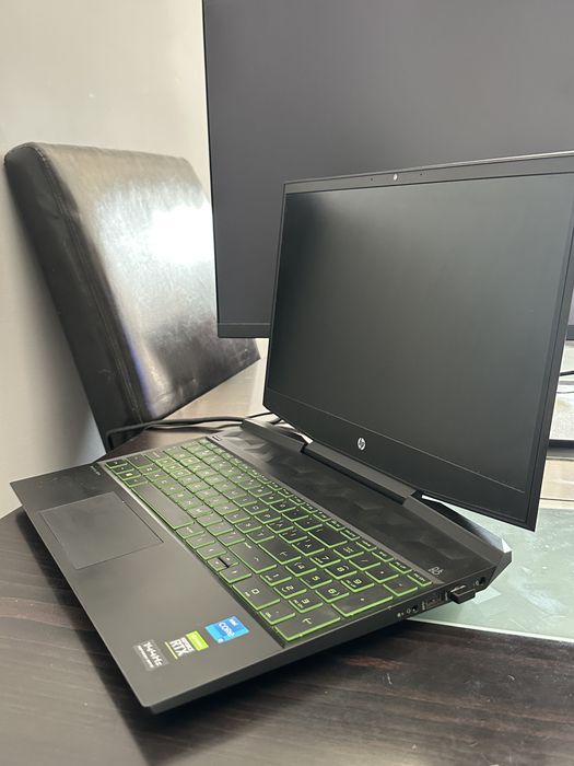 Продавам: HP Pavilion 15 (i5-11300H / RTX 3050 / 8GB / 512GB)