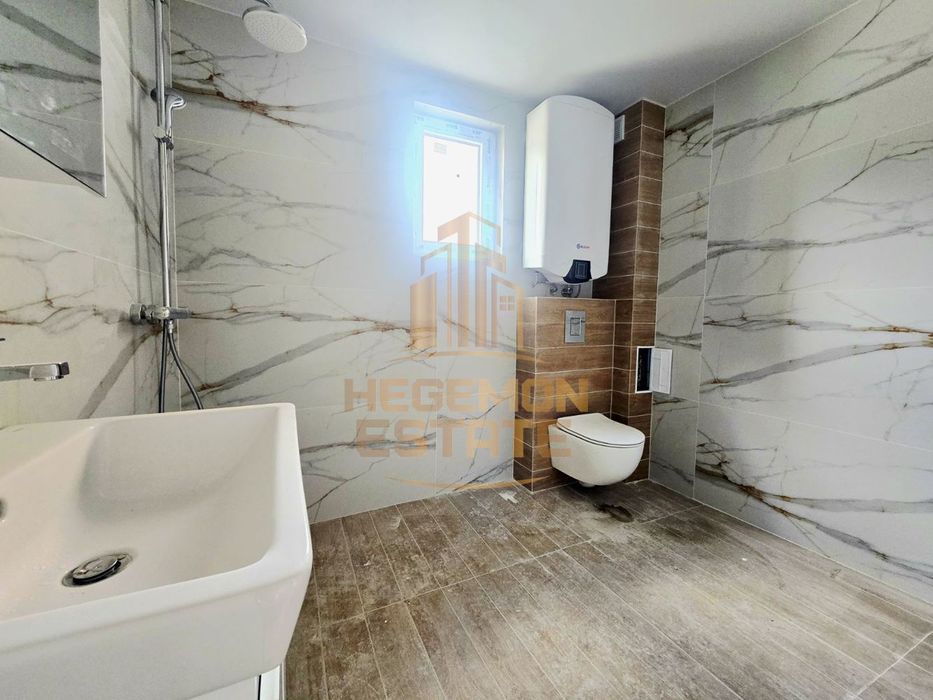 Продава се Тристаен апартамент в Варна, Младост 1 - 92 кв.м за 771 €/кв.м - Снимка #1