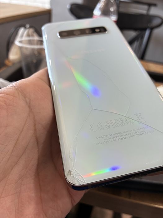Продам galaxy s10