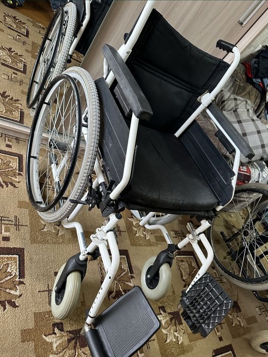 Инвалидной кресло