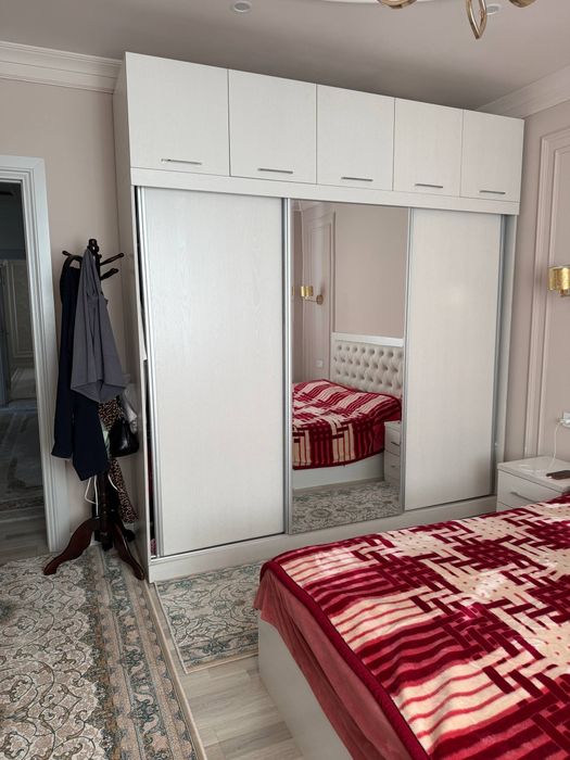 Beruniy metroda  dom sotiladi