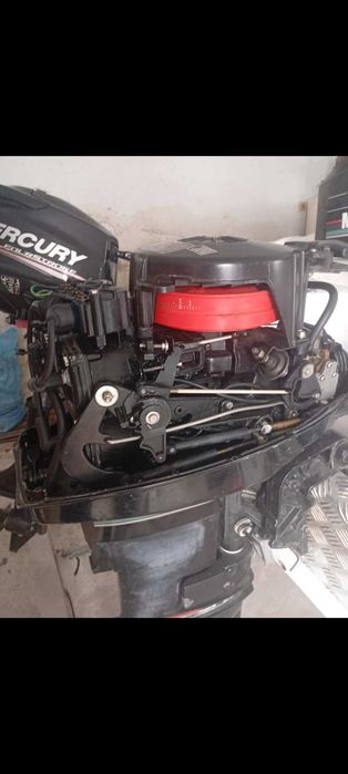 Извънбордов двигател Меркюри 20 коня 2т