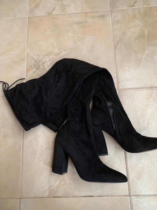Cizme peste genunchi  Asos marime 36