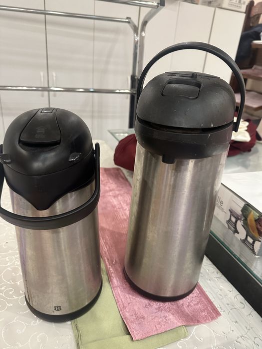 Vand pahare si cesti