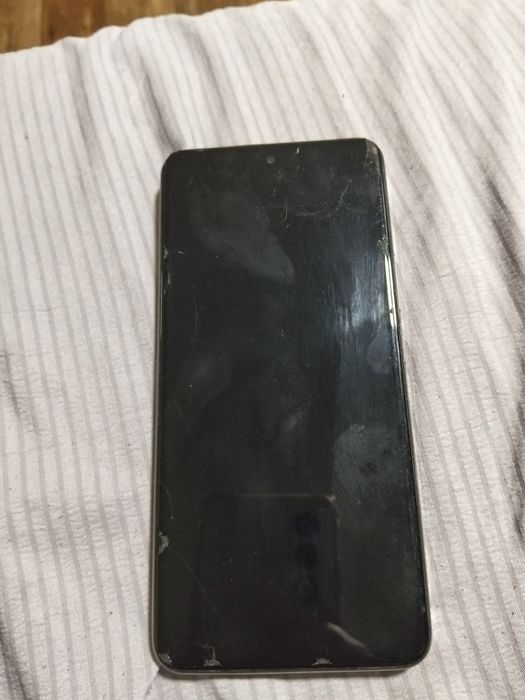 Vivo v 40 Lite продам