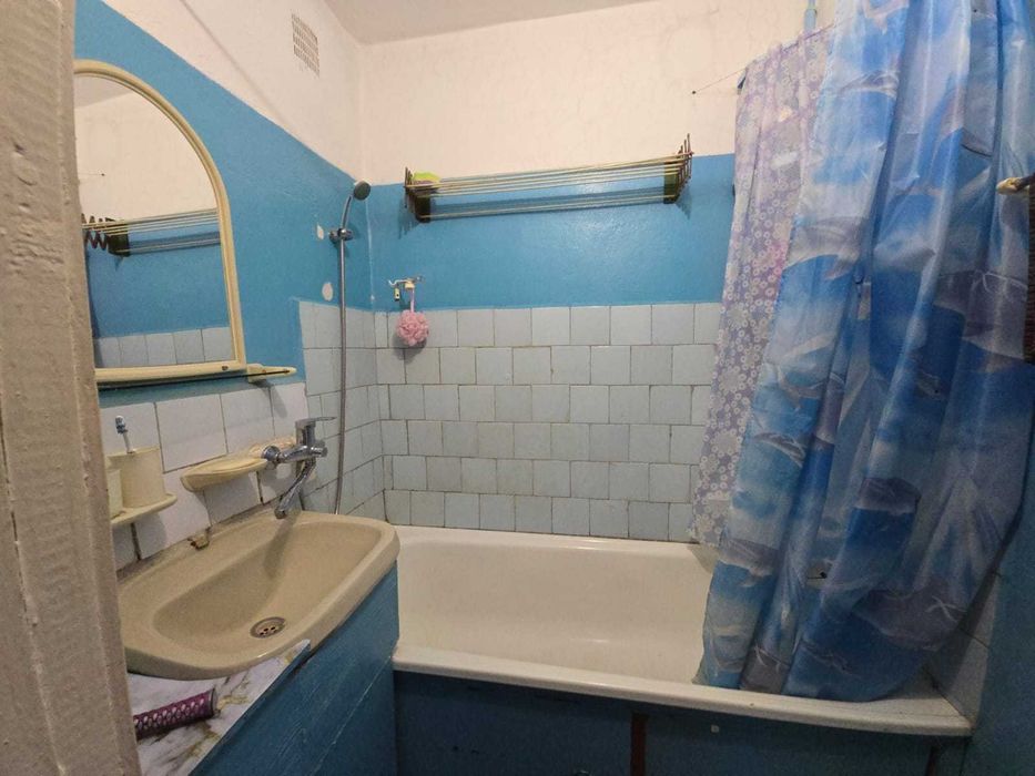 Продам  2 комнатную квартиру